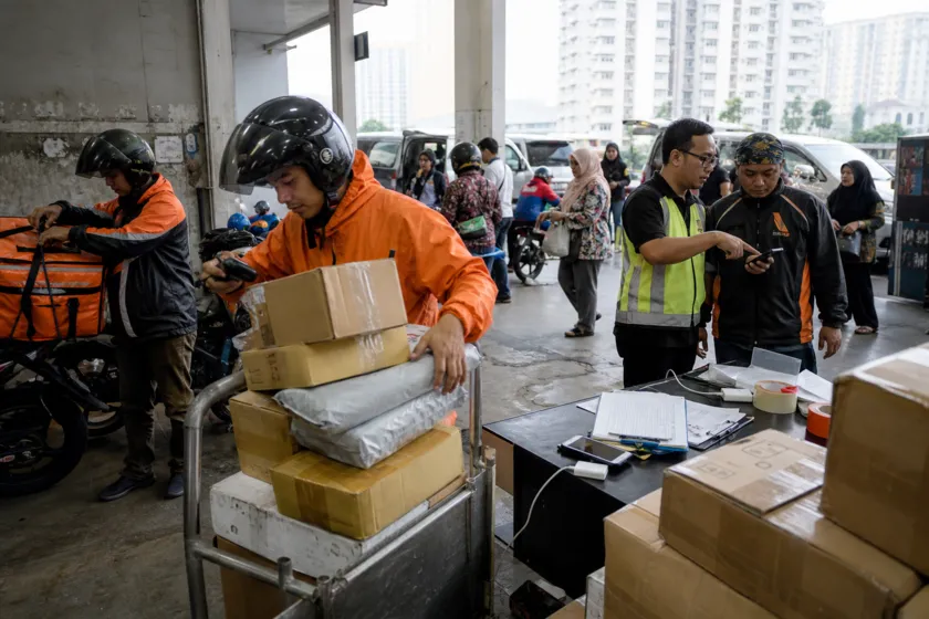 Last-mile Delivery Malaysia: Winning Same-day Trust When Every Hour Counts
