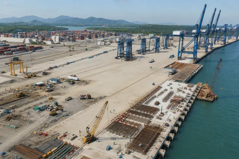 Malaysia’s Race Toward 2035: Bold Port Expansions and the 100 Million TEU Vision for Malaysia Port Capacity 2035