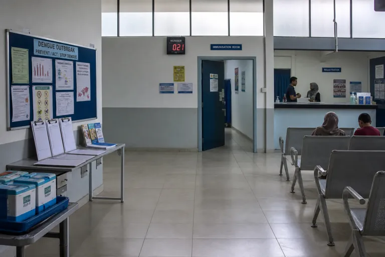 Dengue Surge in Malaysia: Malaysia Dengue Vaccine Rollout, Real Costs, and a Clear Market Opening